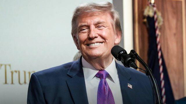 US Lifts Naval Blockade on Ira