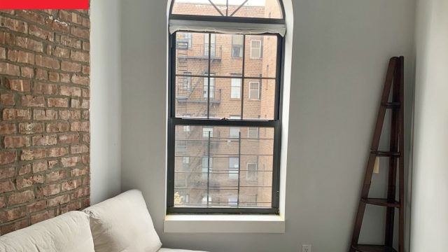 Maximizing Space: Smart Living Room Solutions for Urban Dwellers